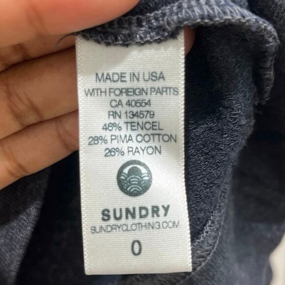 SUNDRY Floral Embroidered Sweatshirt In Black Sz 0 - XS - Picture 5 of 8